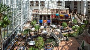 ge-dalgt-atrium-842358-31238_Wide-Hor