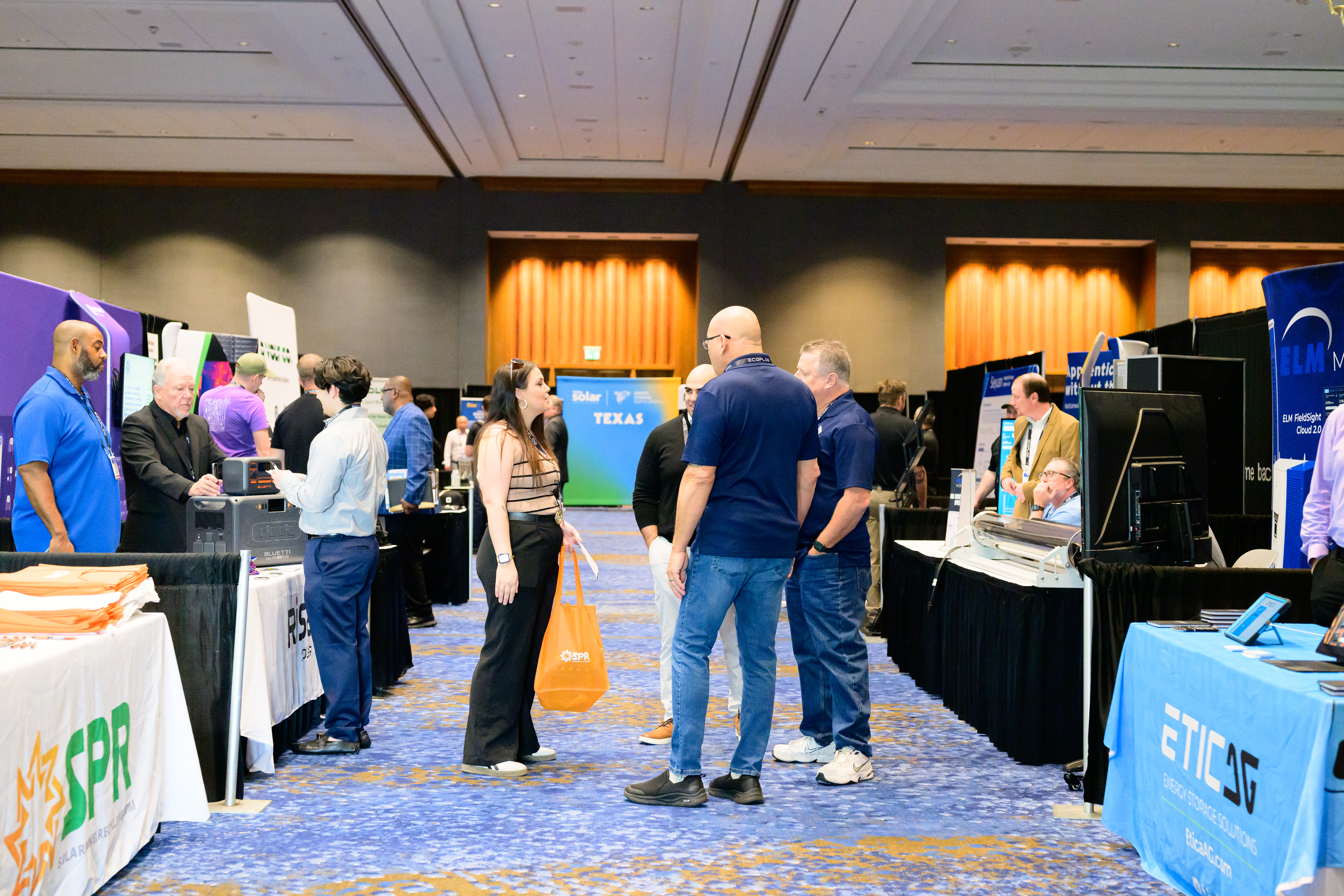 Photo from the IESNA Texas 2025 exhibit hall