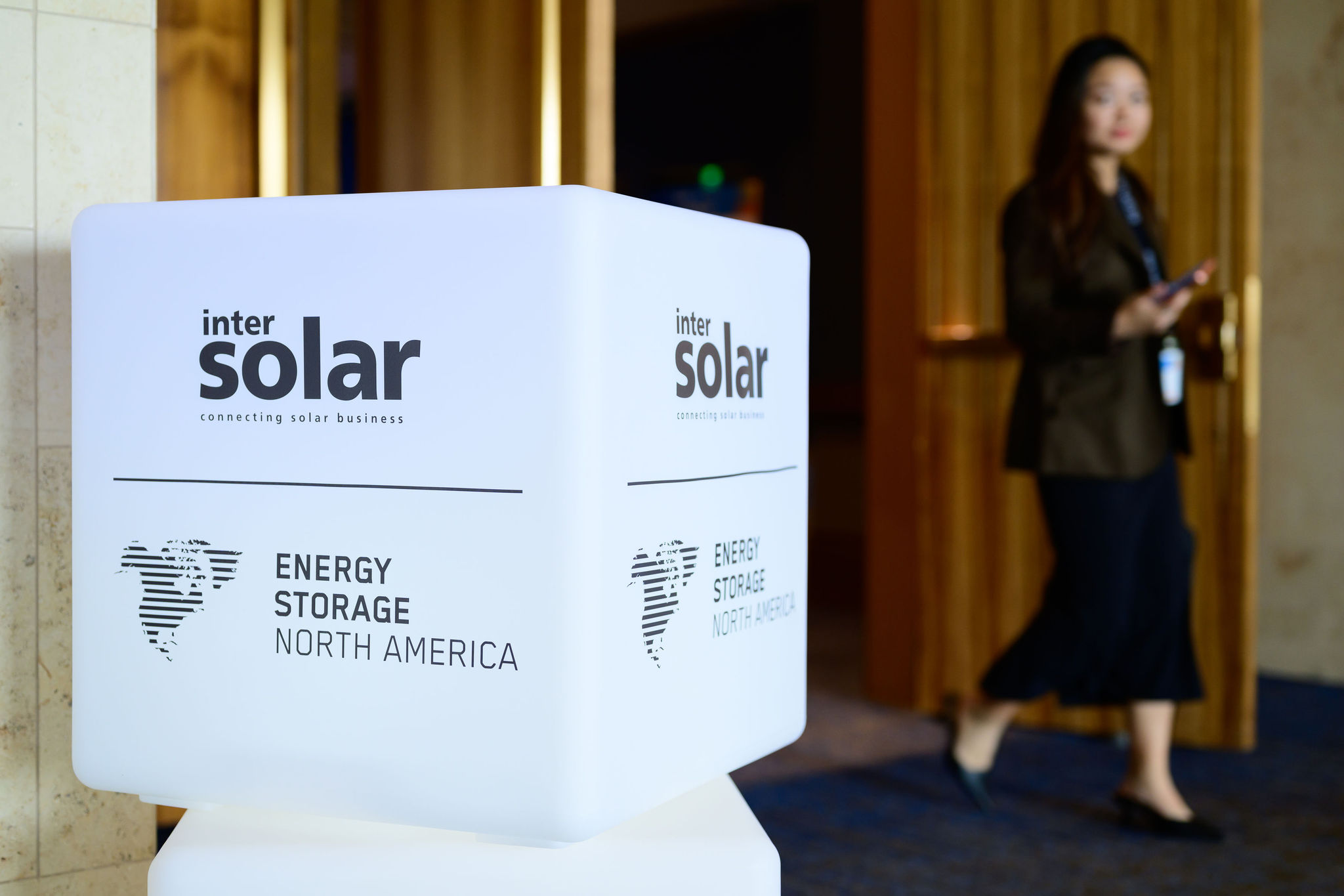 IESNA light-up cube